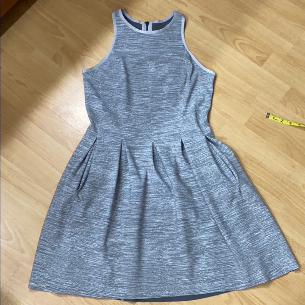 Lululemon Here To There dress size 4